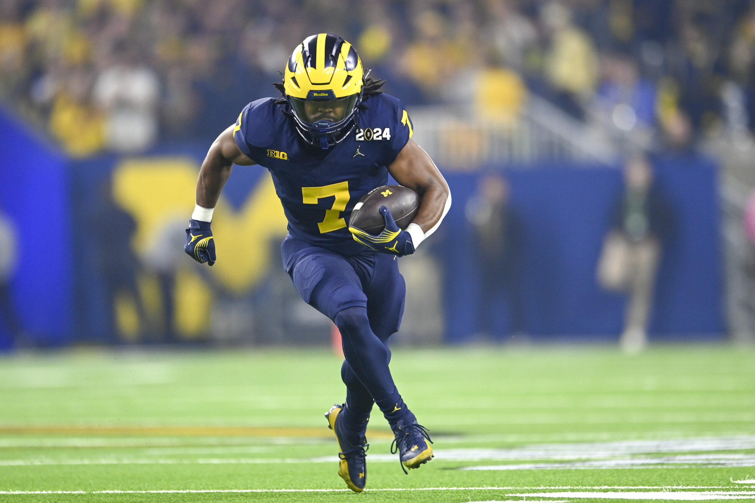 Michigan RB Donovan Edwards To Return In 2024 - Saturday Glory